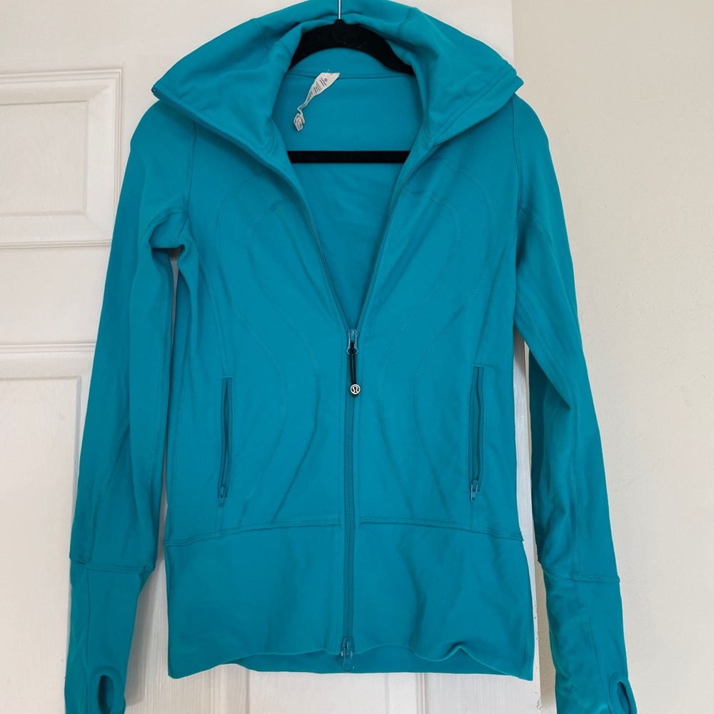 Lululemon running jacket